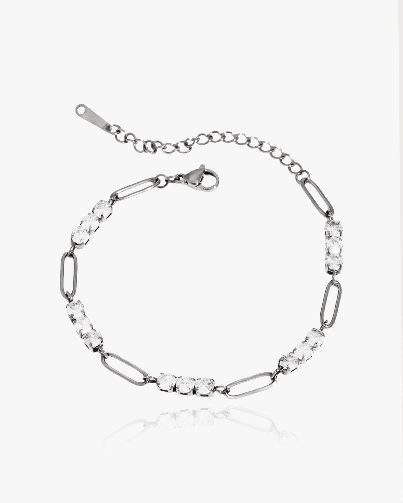 Bracelet à trois pierres précieuses